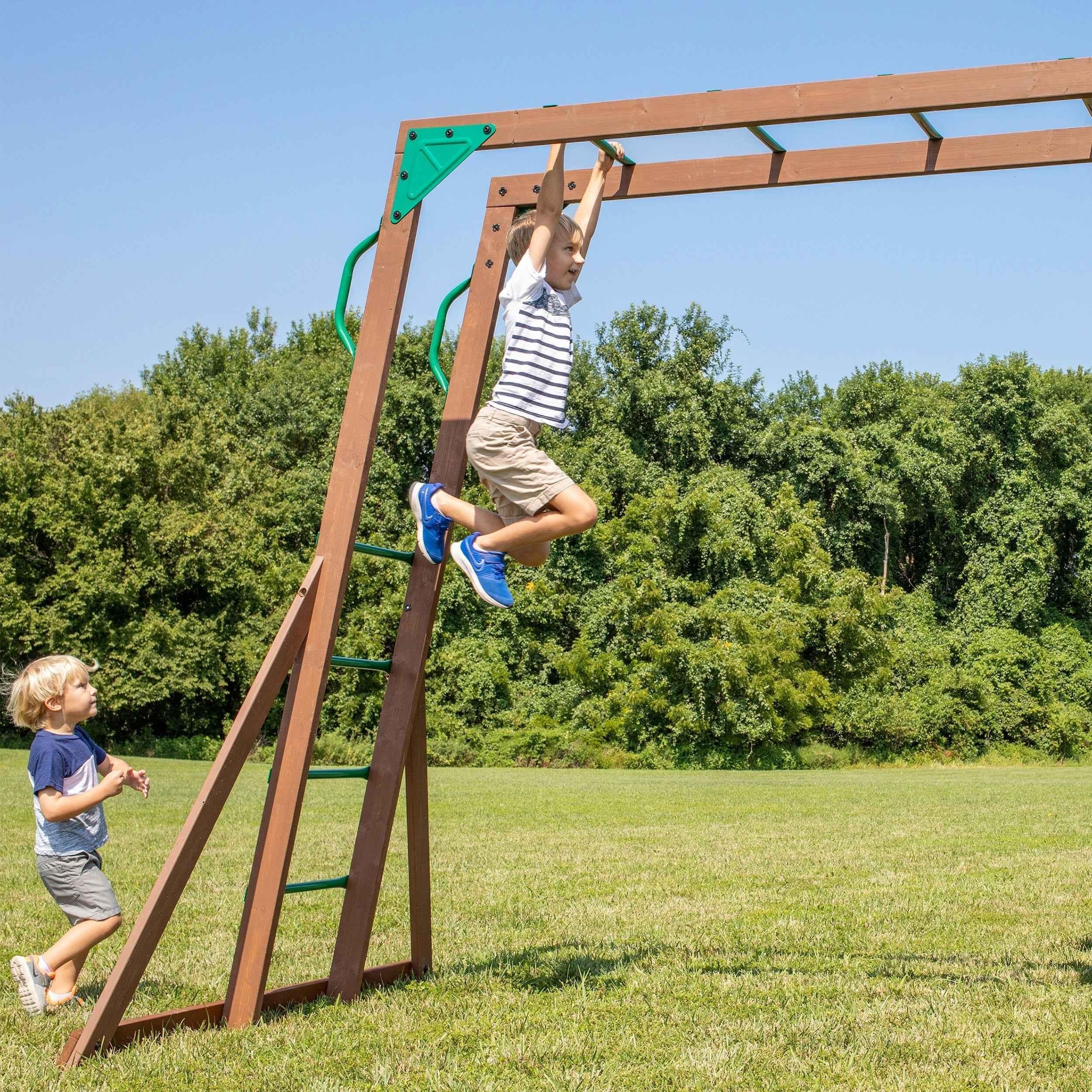 Backyard Discovery Skyfort II with Wave Slide