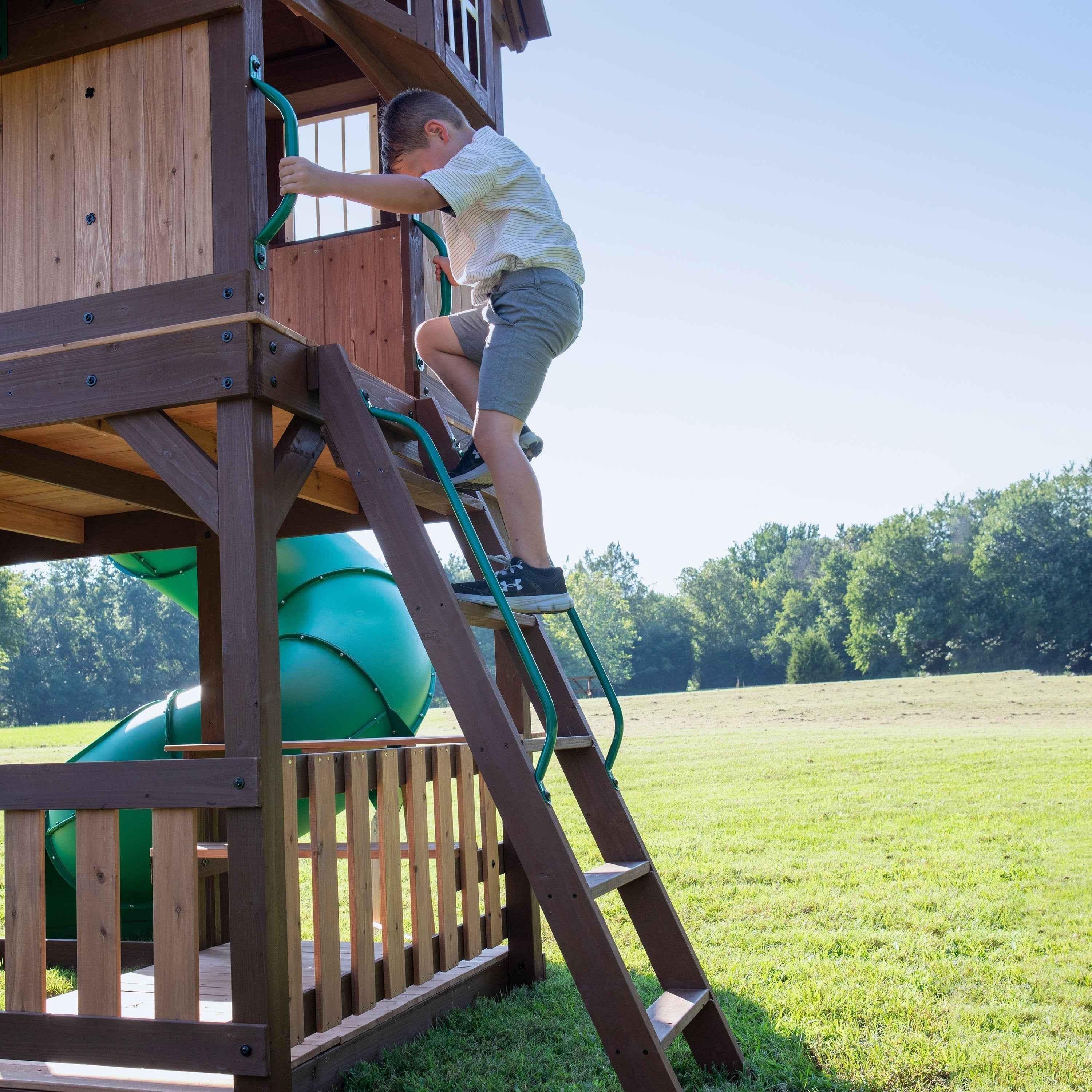 Backyard Discovery Skyfort II With Spiral Tube Slide.